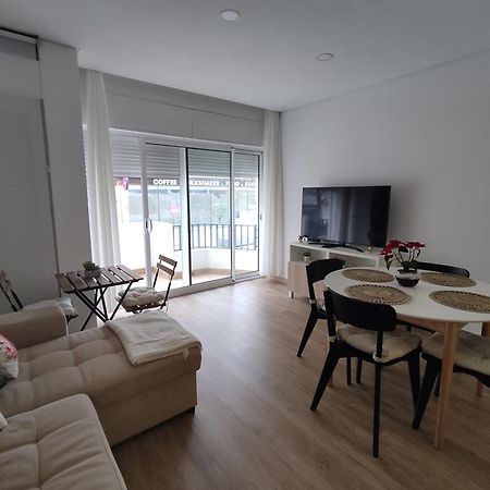 T1 Rosa Dos Ventos, A/C & Terrace - Casas & Papeis Lägenhet Armação de Pêra Exteriör bild