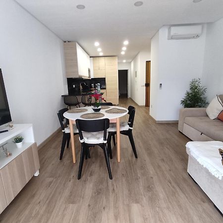 T1 Rosa Dos Ventos, A/C & Terrace - Casas & Papeis Lägenhet Armação de Pêra Exteriör bild